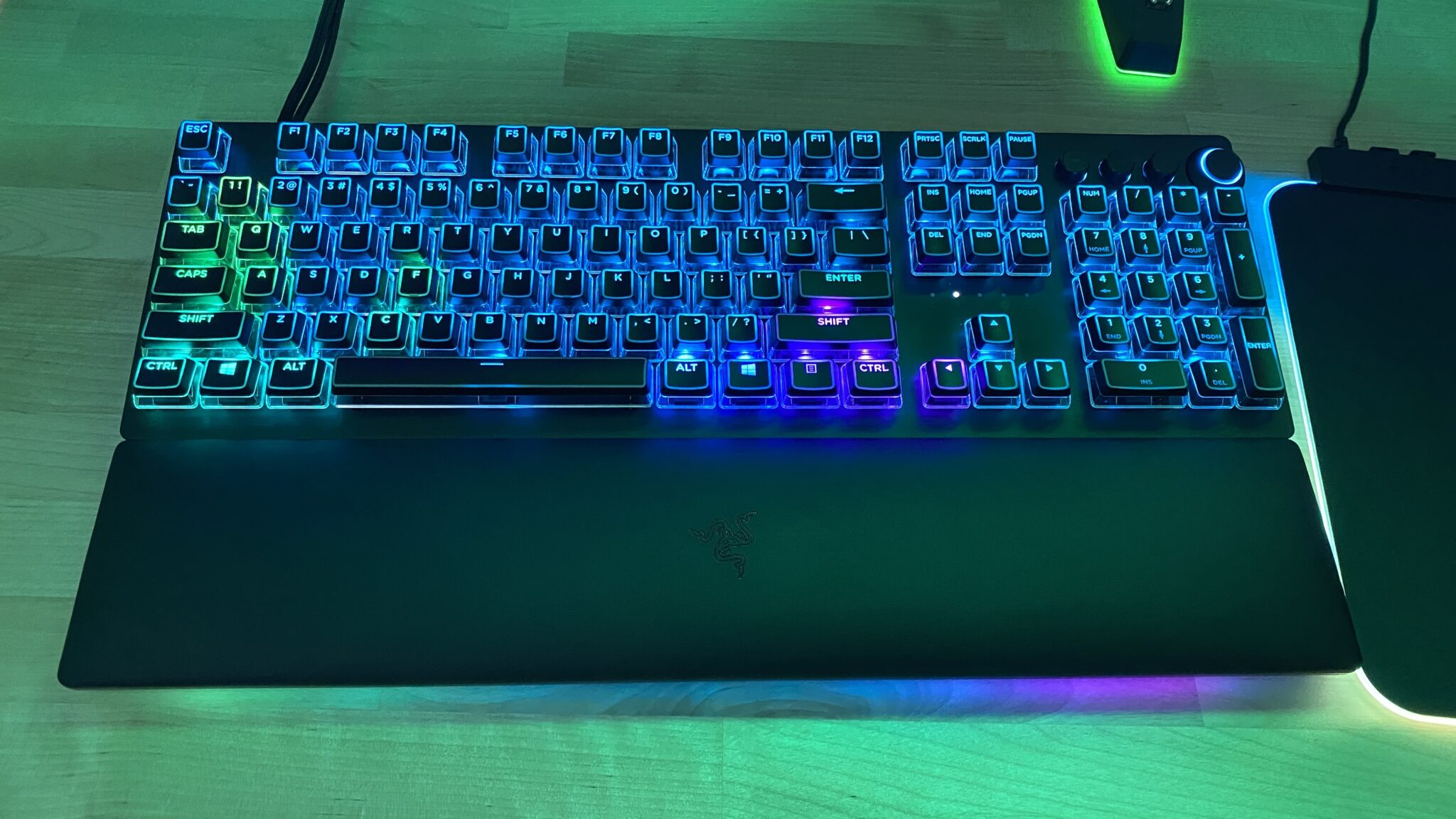 Convert Your Razer Chroma Devices Into An Audio Visualizer UnrealHero