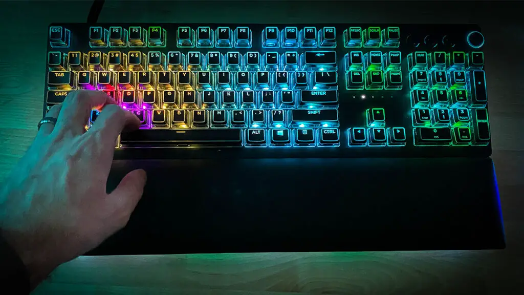 Razer BlackWidow V3 TKL Review - Simplicity Can Be A Pricey Key –